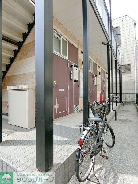居室・リビング　仕様・設備は現状と異なる場合有。現状優先