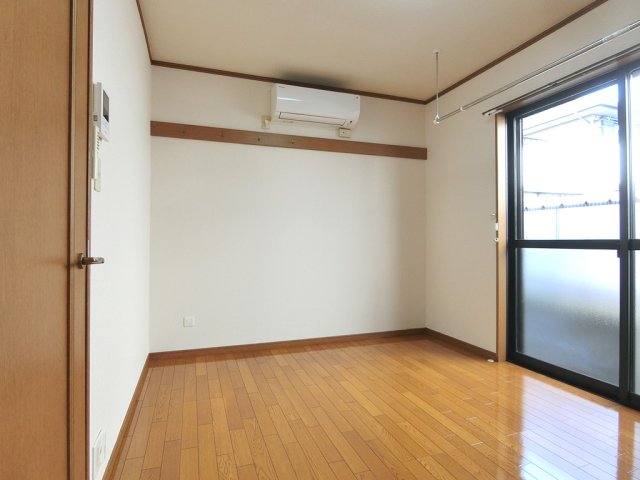 居室・リビング　洋室