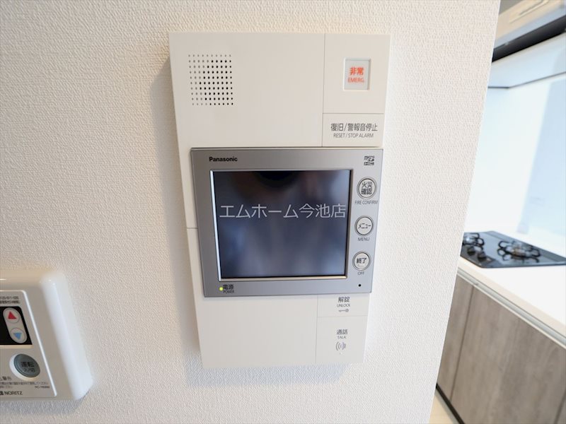 セキュリティ　TVモニター付インターホン