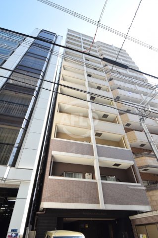 建物外観　レジデンス心斎橋　スタイリッシュな外観