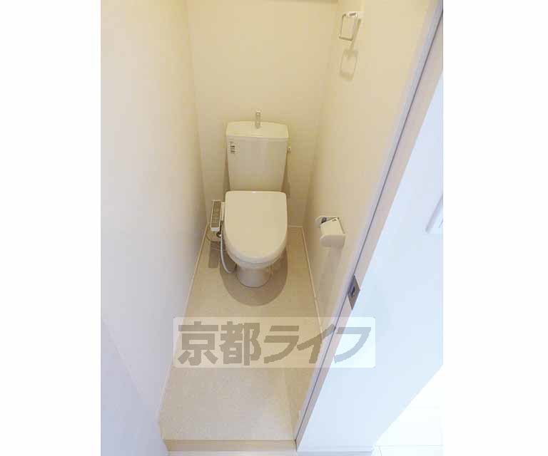 トイレ　個室で落ち着きます。
