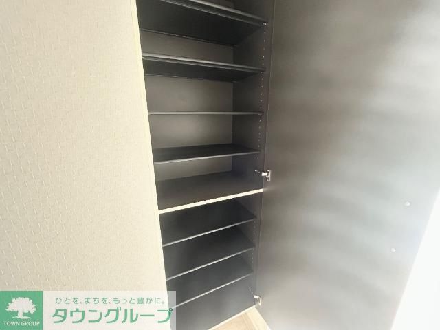 居室・リビング　同施工会社別物件