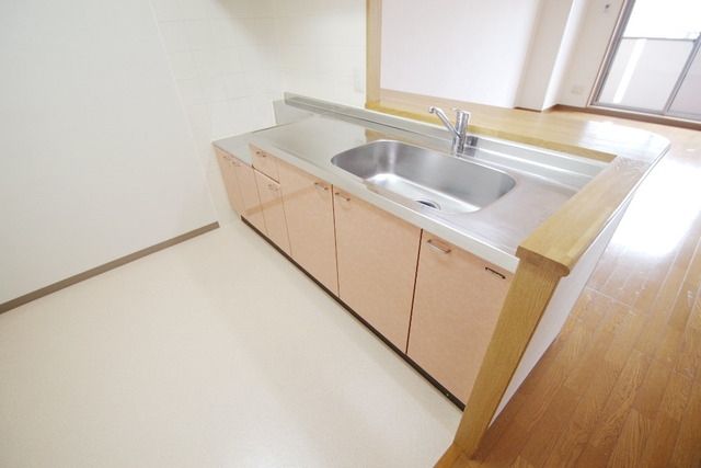 キッチン　★お部屋探しはタウンハウジング稲田堤店まで★