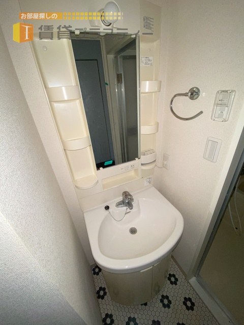 洗面設備　独立洗面嬉しいですね