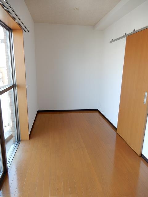 その他部屋・スペース　洋室6帖