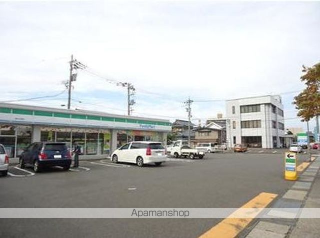 コンビニ　ファミリーマート　福井江端店（コンビニ）まで260m