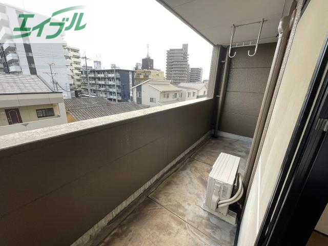 バルコニー　ベランダ