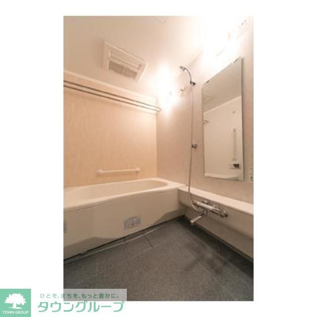 バス・シャワールーム　※写真は同タイプ住戸です。