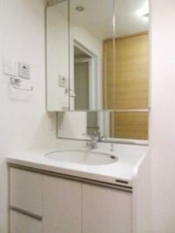 洗面設備　他部屋参考写真です。