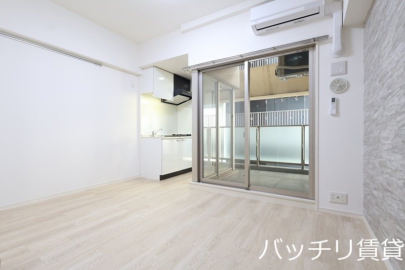 居室・リビング　画像は別号室タイプの為現状を優先致します。