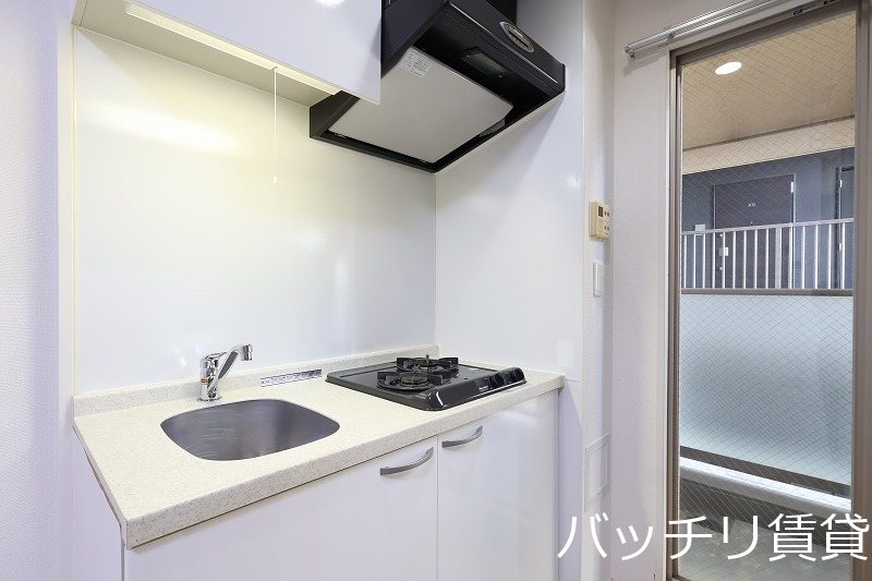 キッチン　画像は別号室タイプの為現状を優先致します。
