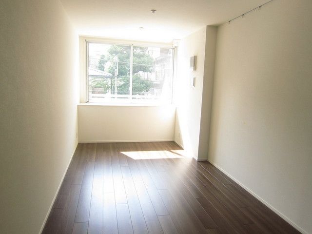 居室・リビング　床暖房完備