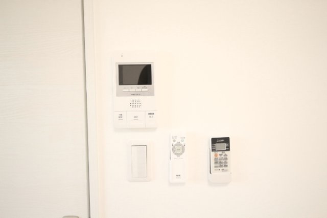セキュリティ　テレビ付きインターホンあり