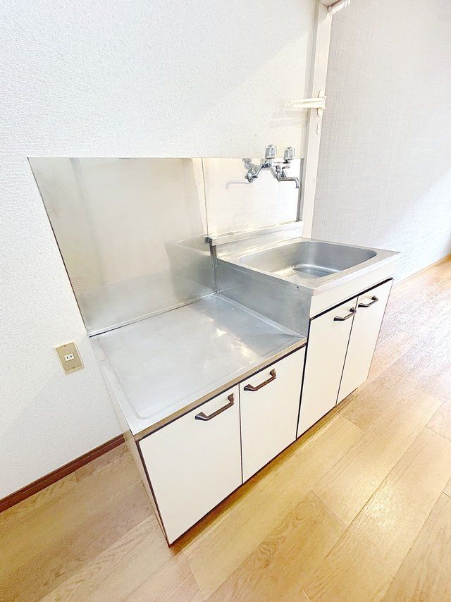 キッチン　同建物別号室参考写真