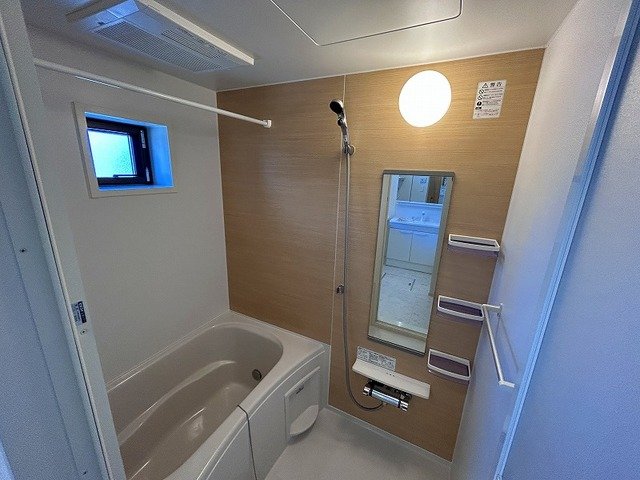 バス・シャワールーム　お風呂です