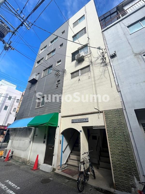 建物外観　外観は落ち着いています
