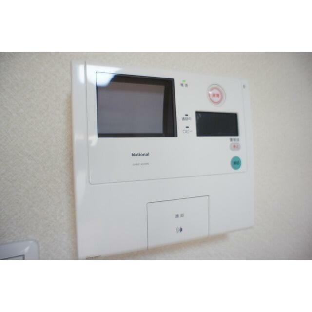 セキュリティ　モニター付きインターホン