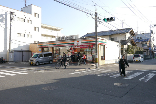 コンビニ　セブンイレブン広島新庄店（コンビニ）まで336m