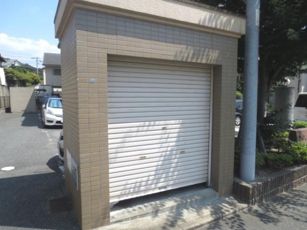 ＪＲ香椎線 土井駅 徒歩22分 3階建 築30年の外観写真