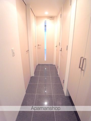 BLAU本町東の玄関写真