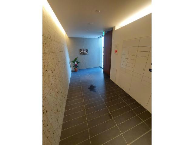エントランス　エントランス部分