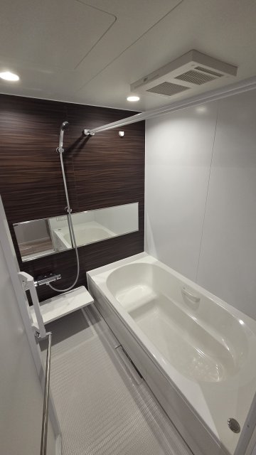 WING TOWA MAISONの風呂写真
