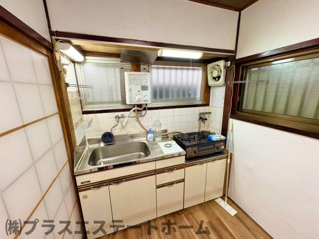 大庄中通4丁目 戸建のキッチン写真