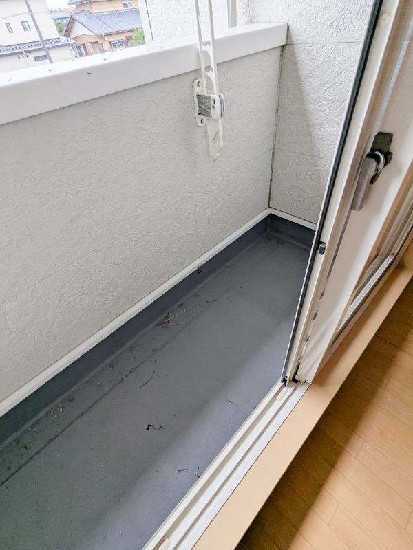 バルコニー　図面と現状に相違がある場合には現状を優先
