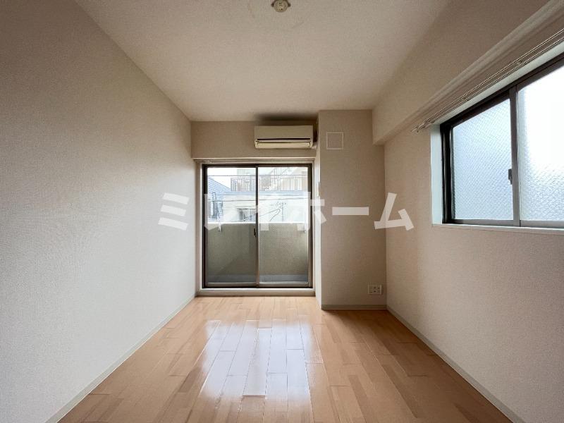その他　同建物内、別のお部屋の参考写真になります。