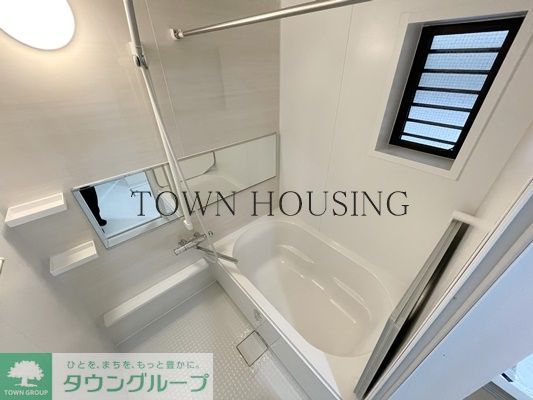 バス・シャワールーム　お問合せは(株)タウンハウジングレジデンス事業部　赤坂店・…