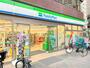 コンビニ　ファミリーマート新宿大久保一丁目店（コンビニ）まで223m