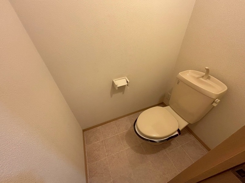シャーメゾン坂元のトイレ写真