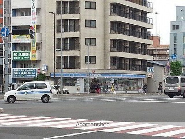 コンビニ　ローソン（コンビニ）まで259m
