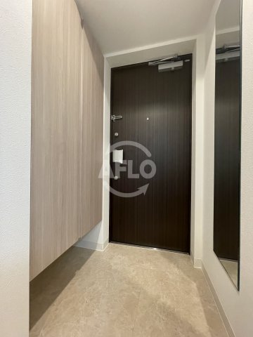 玄関　ワールドアイ難波南PORTA　玄関