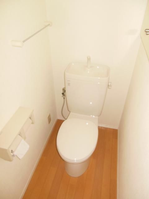 アンリシェール橋本のトイレ写真