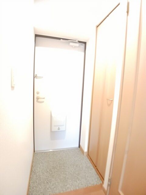 玄関　玄関