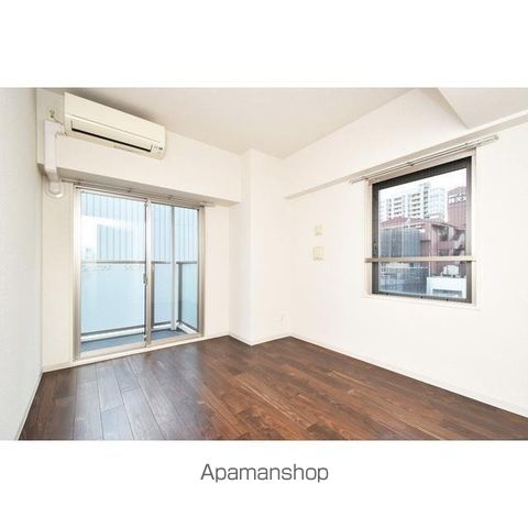 メインステージ西天満T’s SQUAREの居間写真