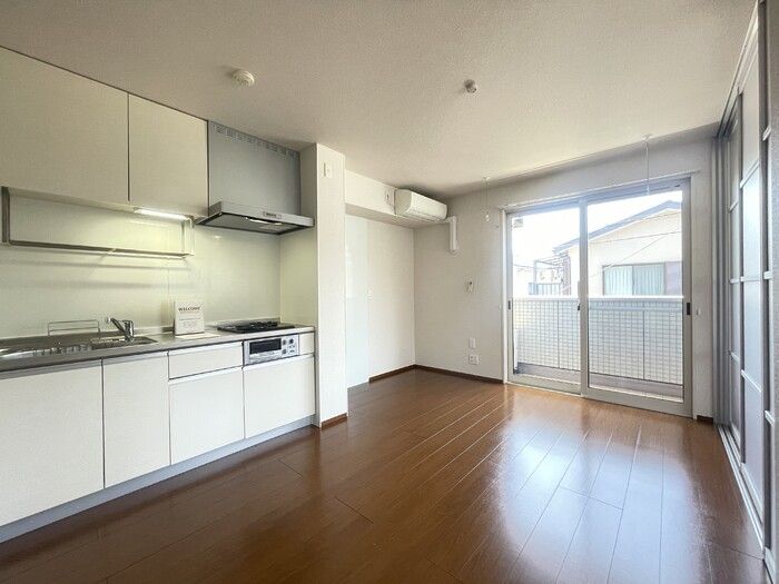 大黒屋ハイツ 三番館の居間写真