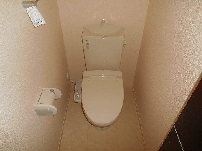 トイレ　別部屋参考写真