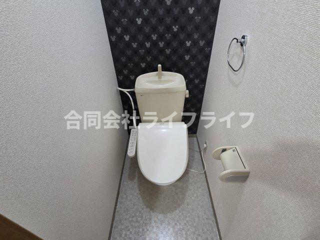 トイレ　清潔感のあるトイレです