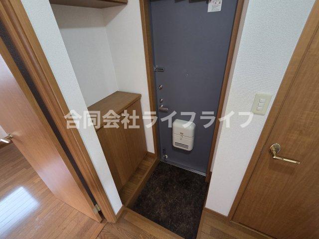 玄関　シンプルで使いやすい玄関です