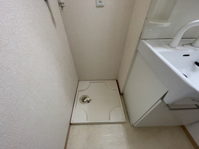 その他設備　室内洗濯機置き場です