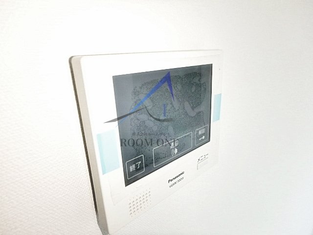 セキュリティ　モニター付きインターホンです。