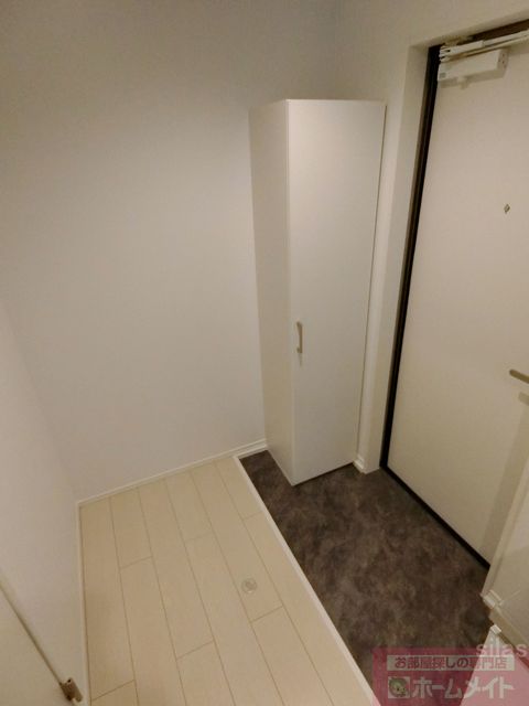地下鉄今里筋線 今里駅 徒歩10分 3階建 築9年の玄関写真