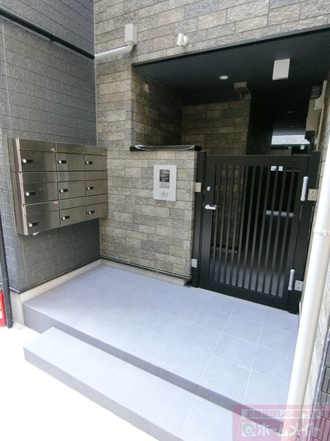 地下鉄今里筋線 今里駅 徒歩10分 3階建 築9年の外観写真