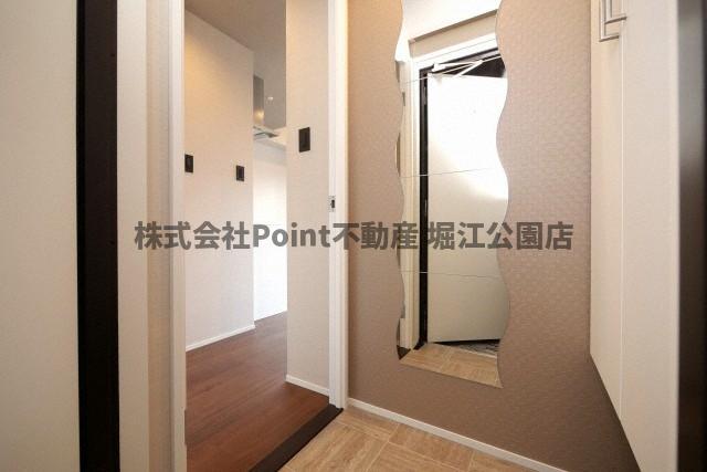 地下鉄御堂筋線 大国町駅 徒歩6分 12階建 築3年の玄関写真