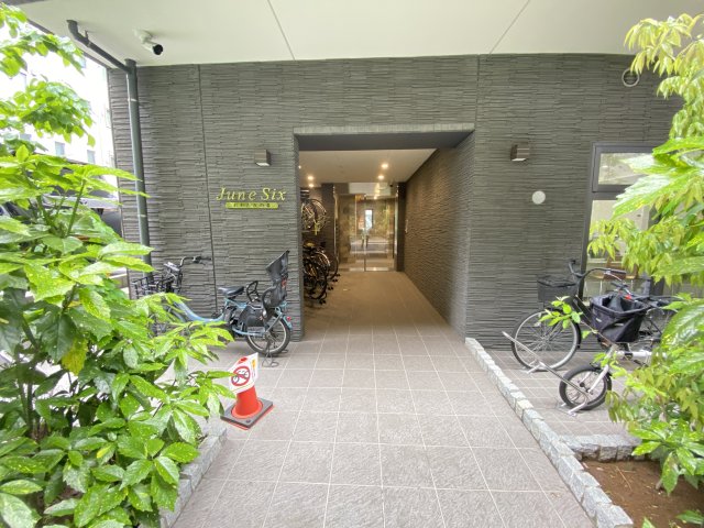 June Six おおたかの森の外観写真
