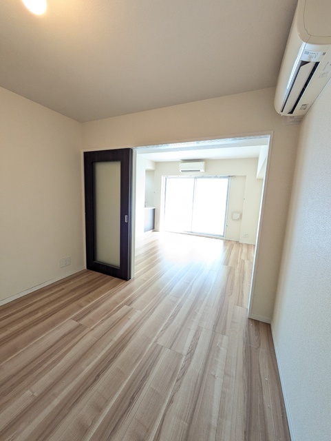 その他部屋・スペース　◆４．７帖の洋室◆※クリーニング前