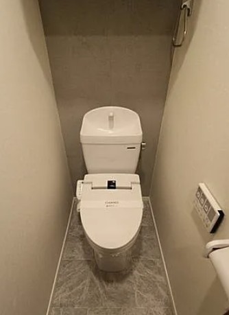 ウェルスクエアイズム高円寺のトイレ写真