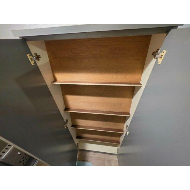 収納　靴入